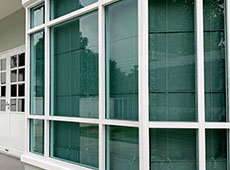 Fensterfolien in Buntglas-Optik