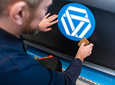 Bestellen Sie Ihre neue Kfz-Magnetfolie in unserem Online-Shop! Bestellen Sie Ihre neue Kfz-Magnetfolie in unserem Online-Shop!